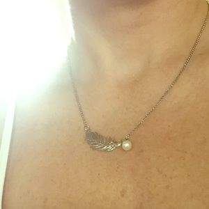 Vantel Pearl Necklace